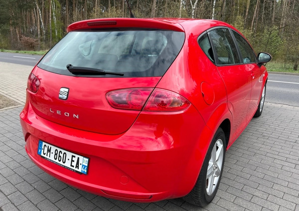 Seat Leon cena 22800 przebieg: 239903, rok produkcji 2011 z Lubartów małe 92